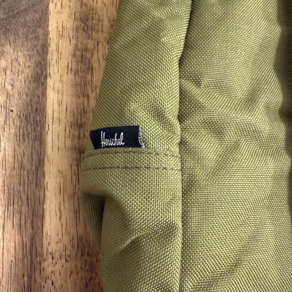 Herschel Supply Co Settlement Backpack Zipper Pack Unisex Olive Green 23L